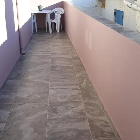 Elena House Apartamento *