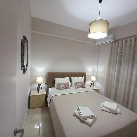 Elena House Apartamento *
